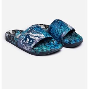 Johnny Was Blue Phoenix Pool Slide Floral Crane Print Sandals Women's 9M
